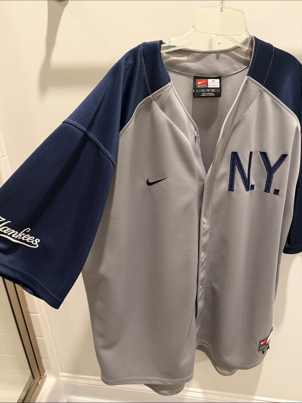 2XXL Nike Gray and Navy N.Y. Baseball Jersey